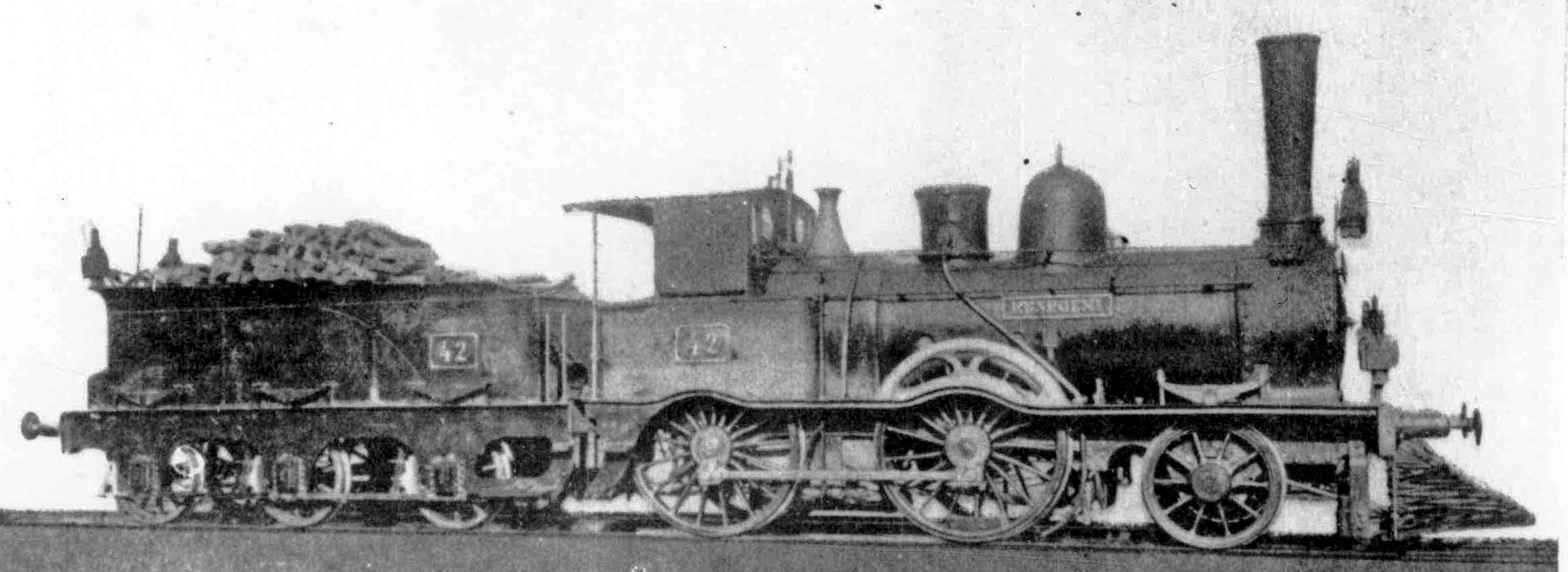 Locomotiva-CFR-nr.-42-RESBOIENI.jpg
